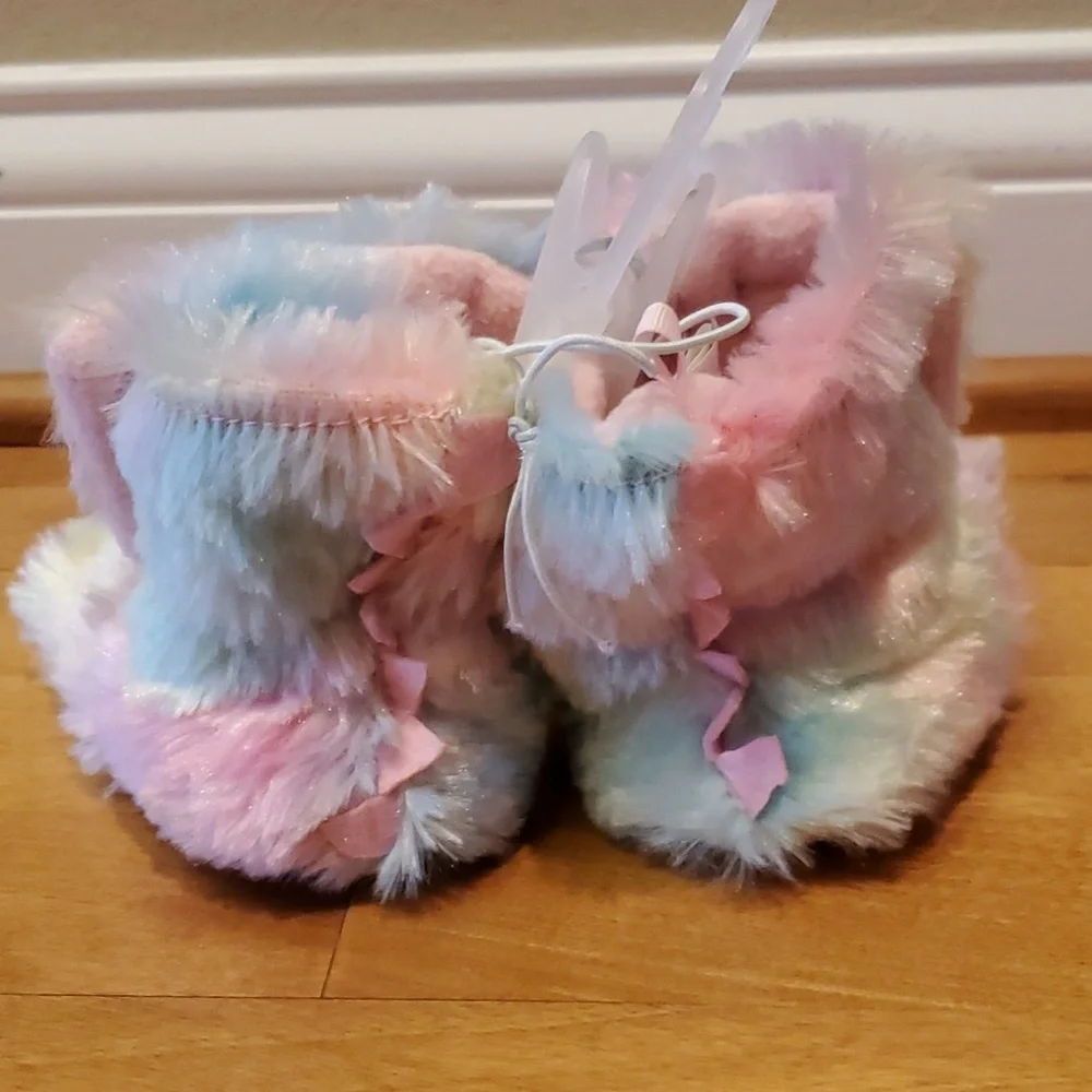 Baby Girls Falls Creek Rainbow Monster Slippers Size 4/5 Fur Claws NWT
